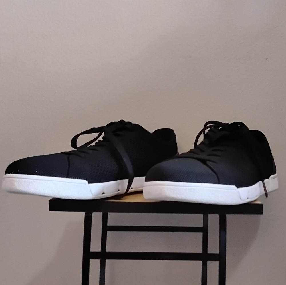 Swims Black Knit Lace-Up Sneakers with White Sole – Size 8 Women EUC - Picture 4 of 16